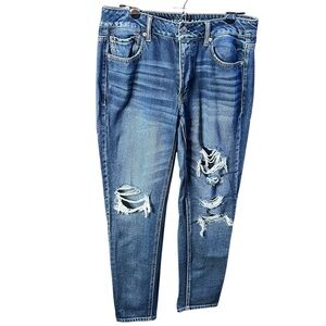 American Eagle AE Tom girl Button Fly Straight Leg Distressed Stretch Jeans 8L